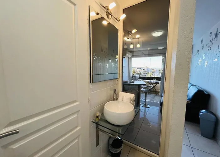 2 Couchages Cap D'agde Naturisme Cn040-871 *